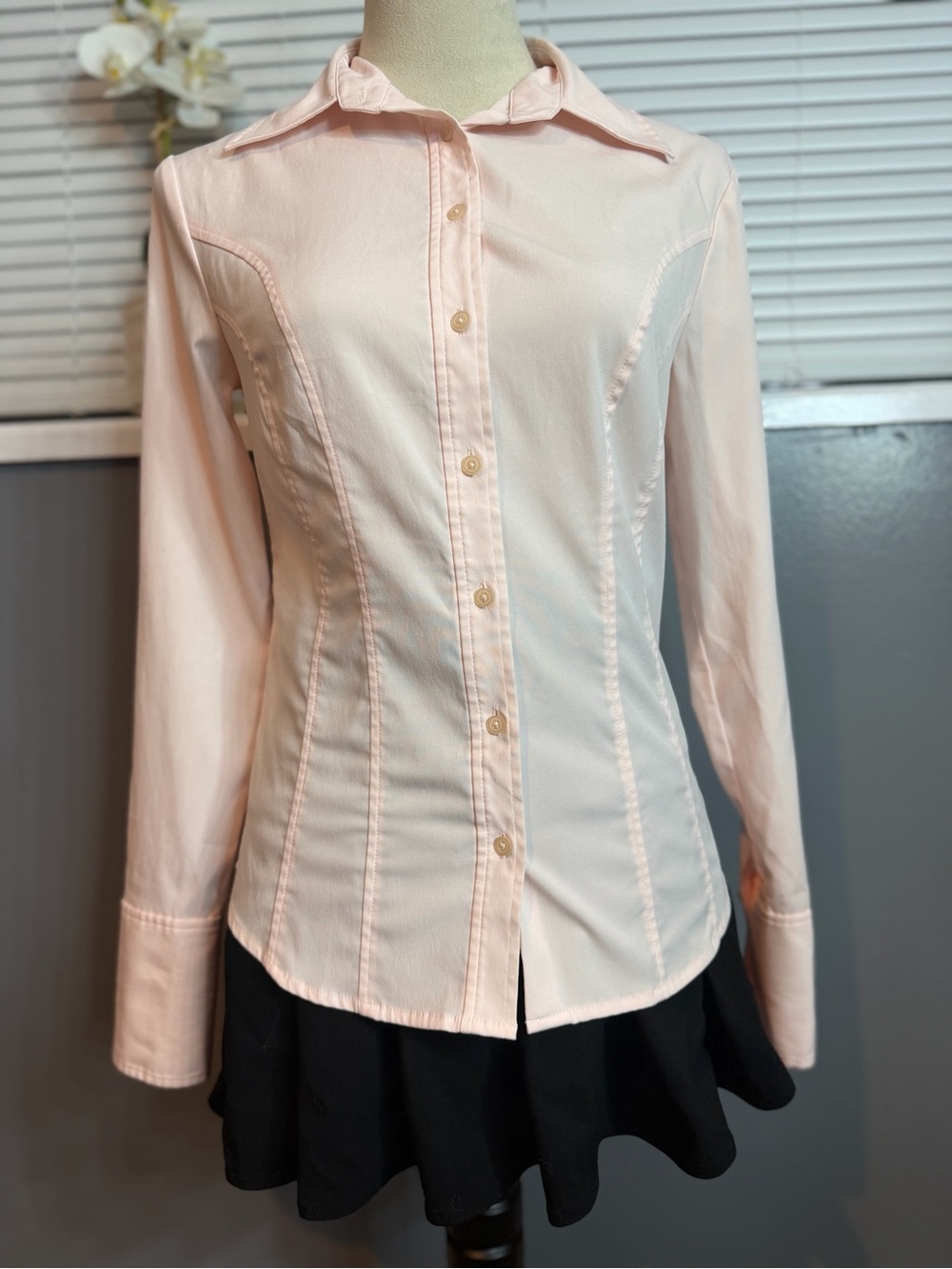 Express Stretch Pink Fitted Button Down Shirt Size 4 Y2K Blouse Office Siren - Picture 5 of 9